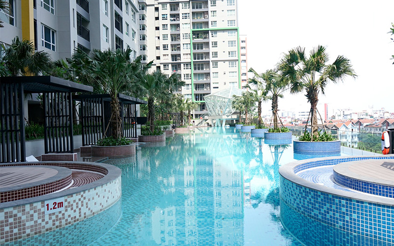 Bể bơi view đẹp ở Hà Nội Season Avenue